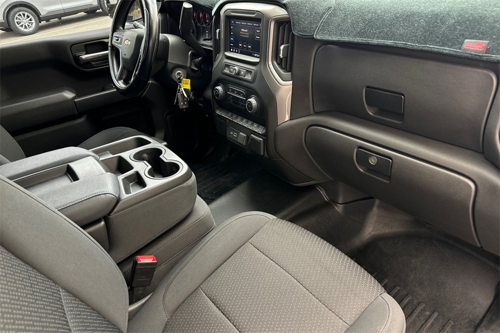 2021 Chevrolet Silverado 1500 Custom photo 14