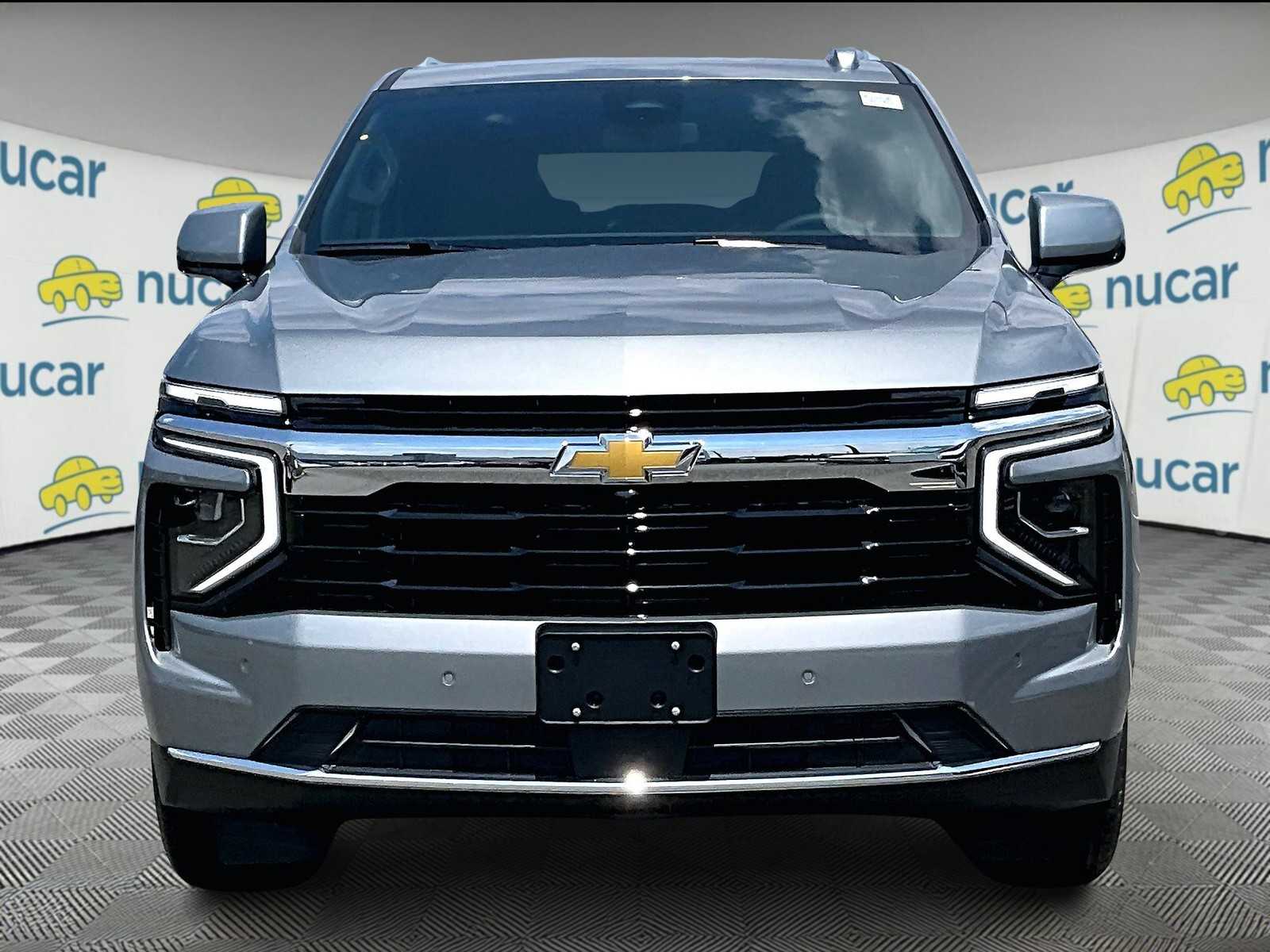 2025 Chevrolet Tahoe LS photo 2