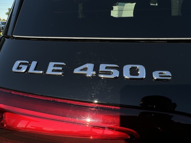 2025 Mercedes Benz GLE 450e 4MATIC photo 8