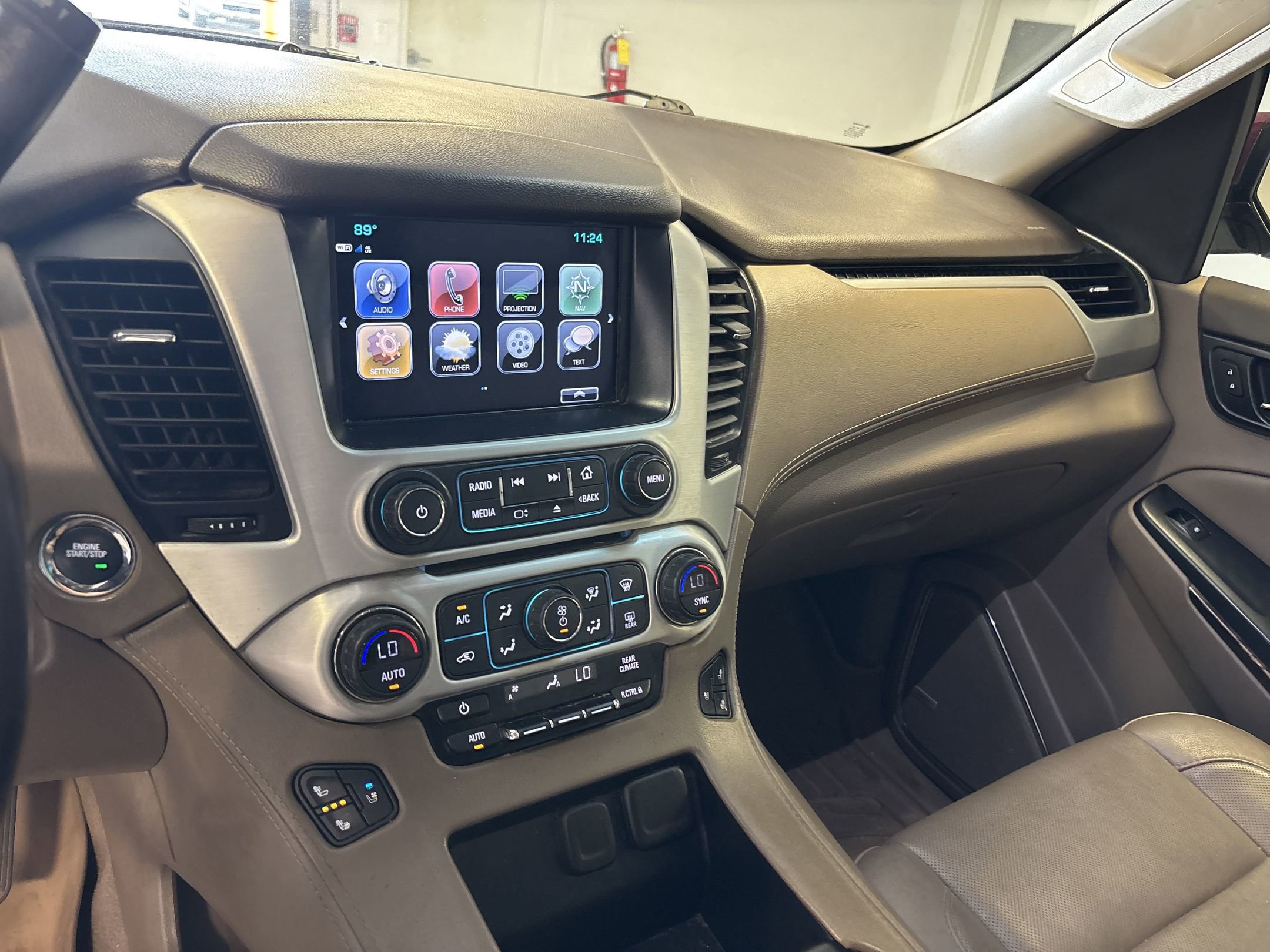 2019 Gmc Yukon XL SLT photo 28
