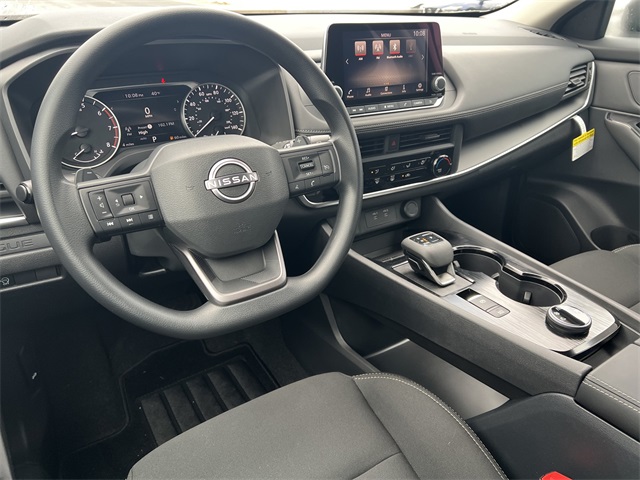 2025 Nissan Rogue S photo 18