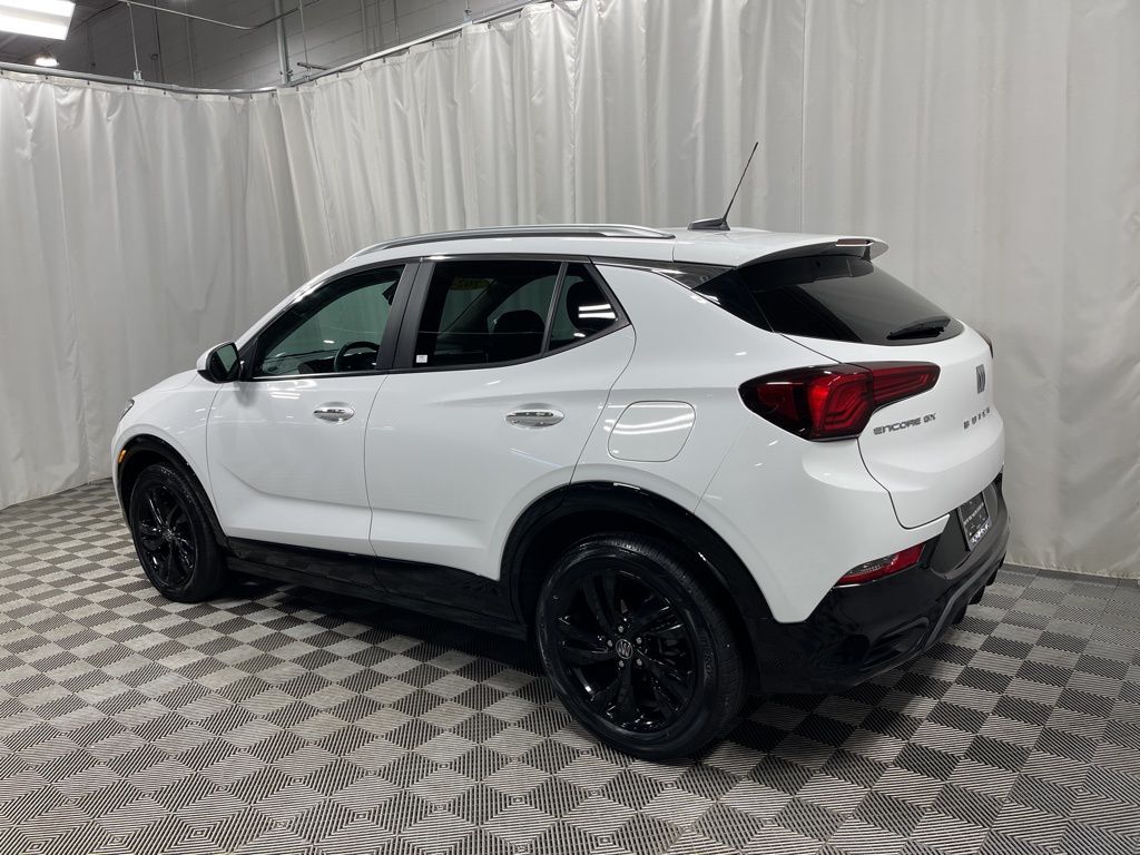 2024 Buick Encore GX Sport Touring photo 4
