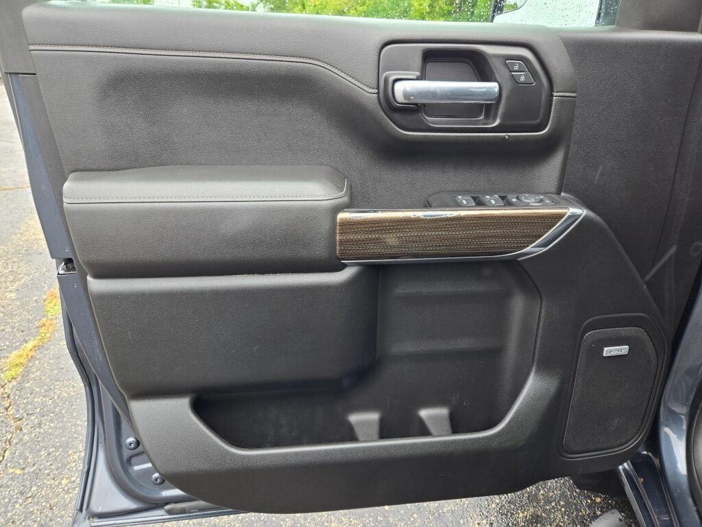 2021 Chevrolet Silverado 1500 RST photo 18