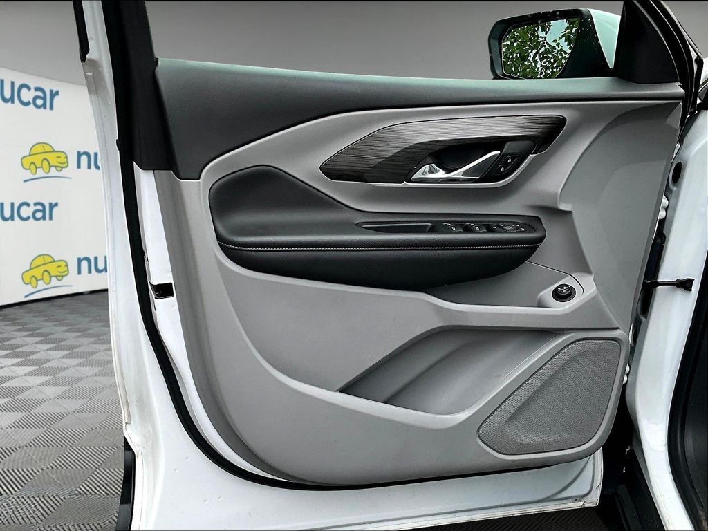 2023 Gmc Terrain SLE photo 10