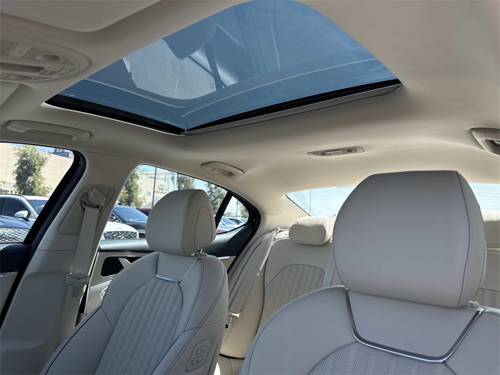 2026 Genesis G70 2.5T Prestige photo 30