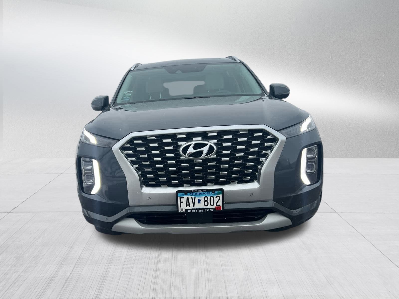 Used 2021 Hyundai Palisade Limited with VIN KM8R5DHE4MU184529 for sale in Coon Rapids, Minnesota