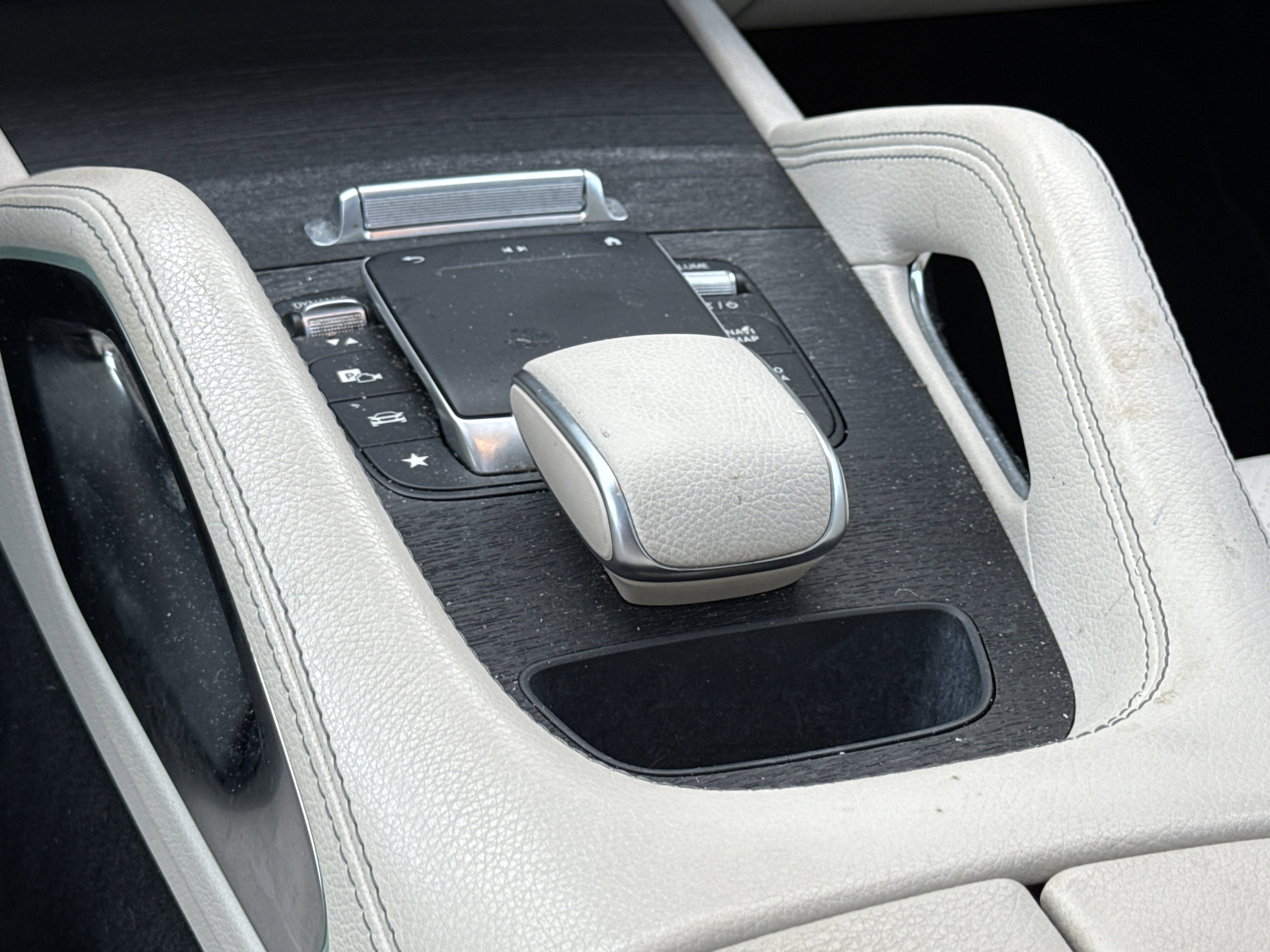 2021 Mercedes Benz GLE 350 photo 4