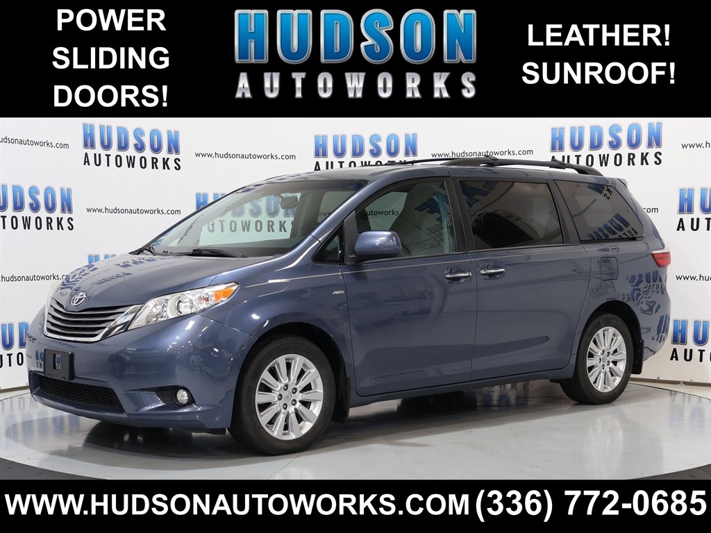 2016 Toyota Sienna XLE