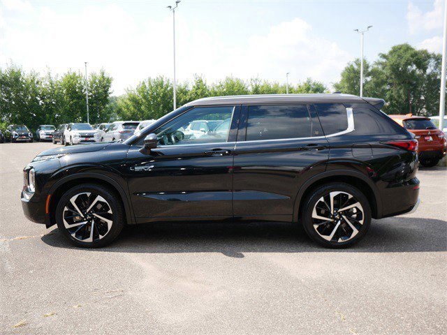 2023 Mitsubishi Outlander SEL 40th Anniversary Edition photo 4