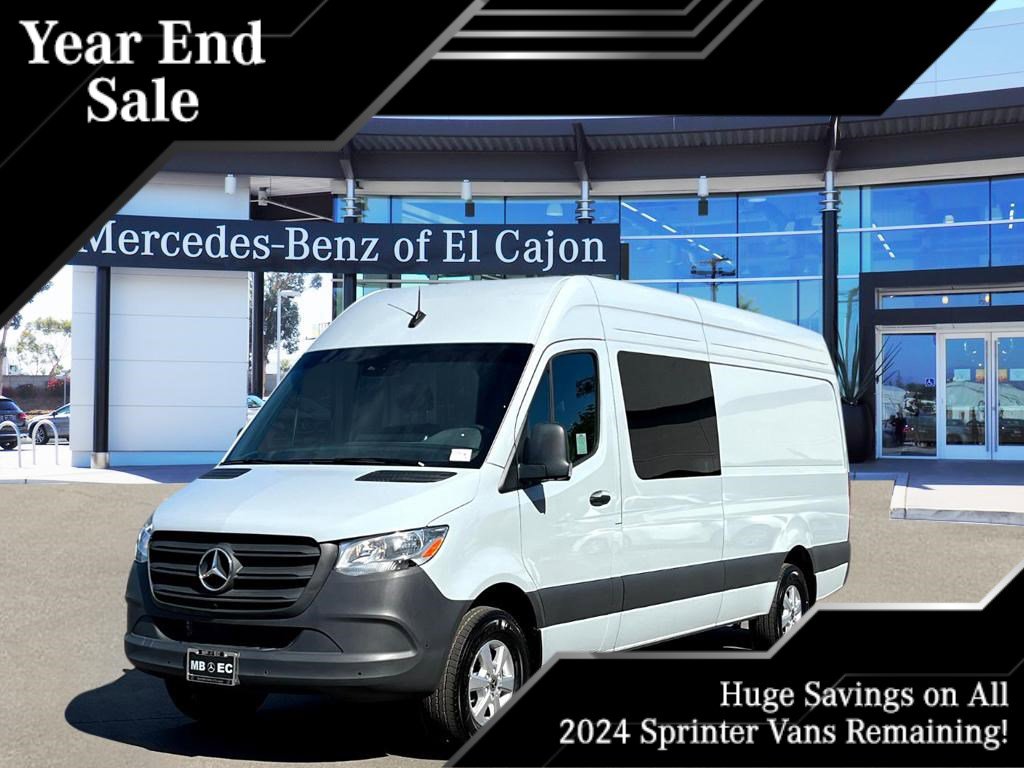 2024 Mercedes-Benz Sprinter Crew Van Base's photo