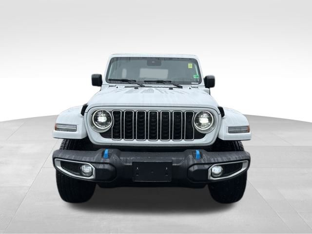 2024 Jeep Wrangler Sahara 4xe photo 9