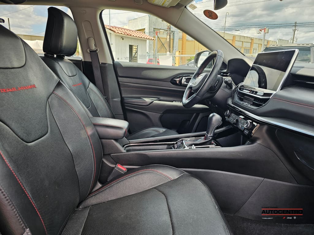 2022 Jeep Compass Trailhawk photo 4