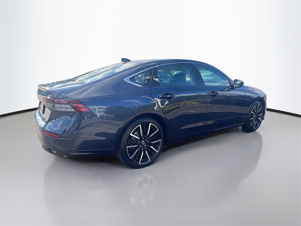 2025 Honda Accord Hybrid Touring photo 7