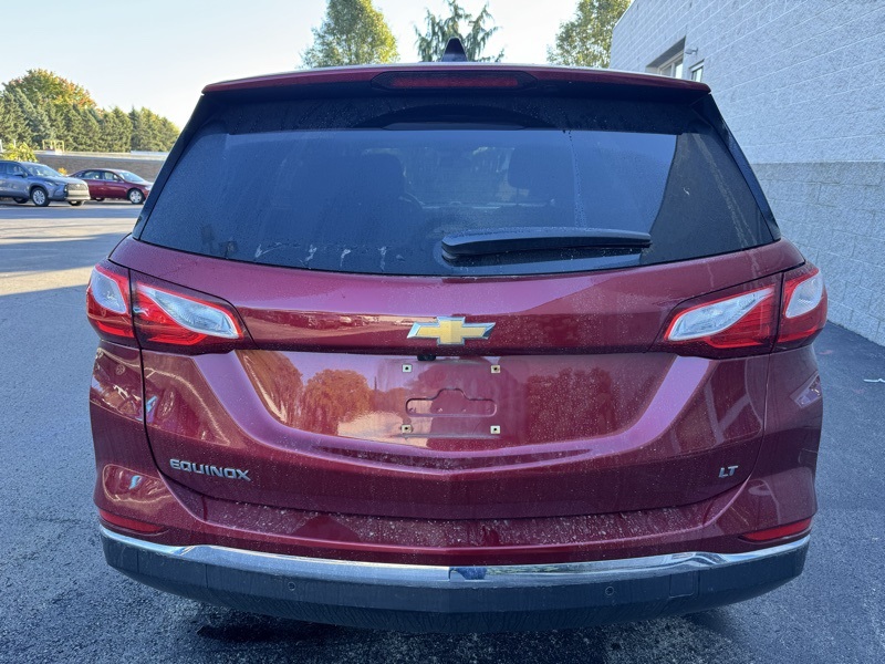 2018 Chevrolet Equinox LT photo 3