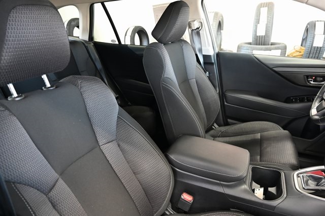 2025 Subaru Outback Premium photo 3