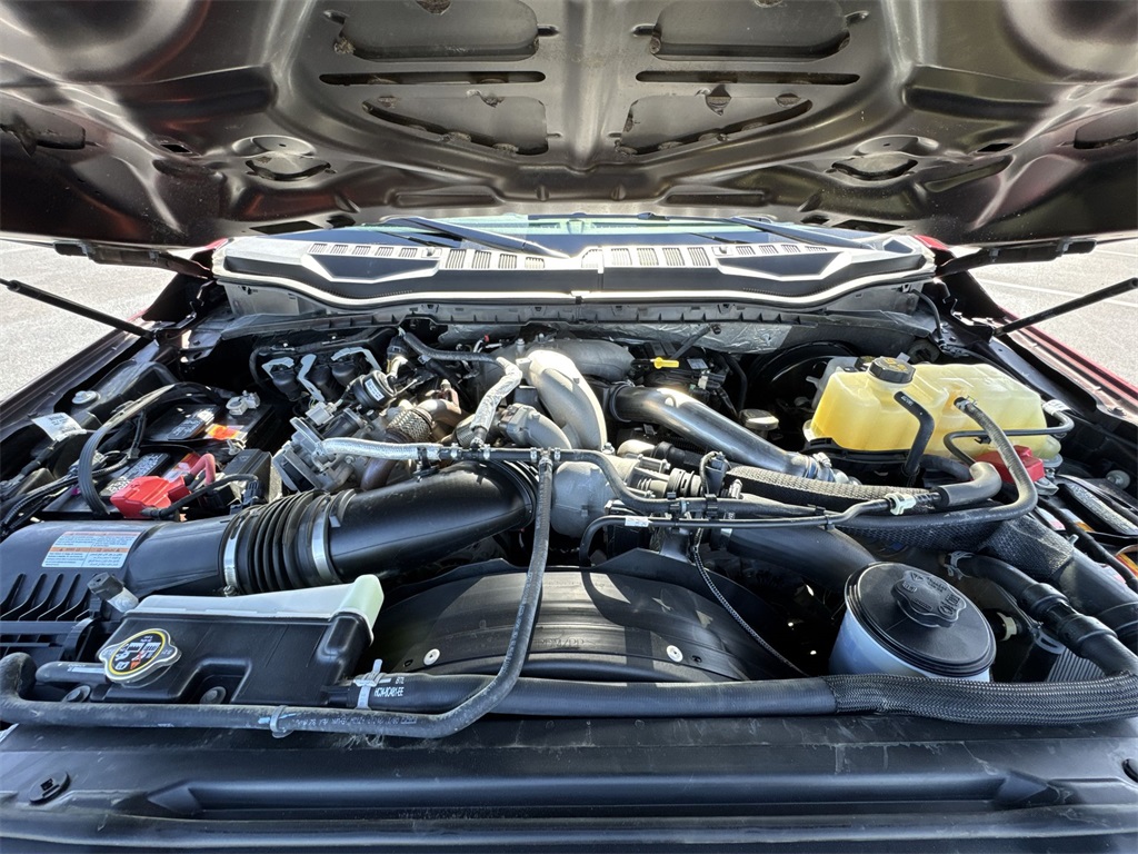 2022 Ford F-350 Lariat photo 26