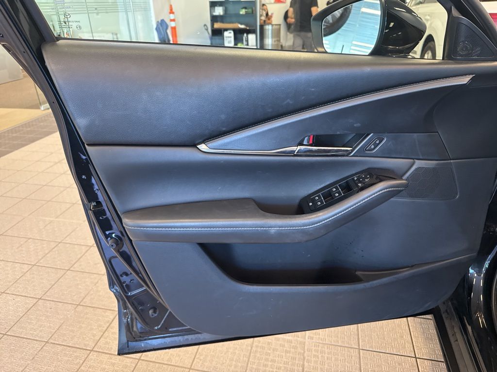 2022 Mazda CX-30 2.5 S Preferred photo 18