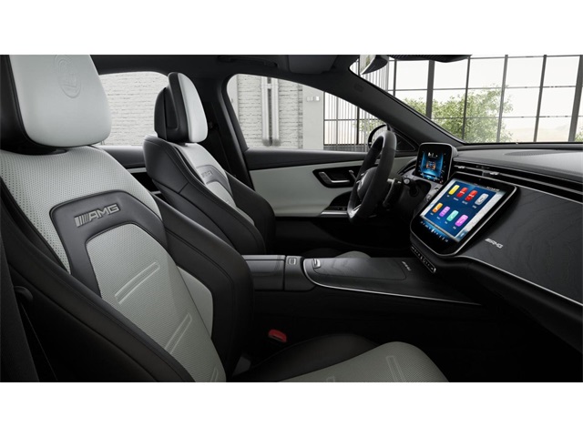 2026 Mercedes Benz E AMG 53 4MATIC+ Sedan photo 4