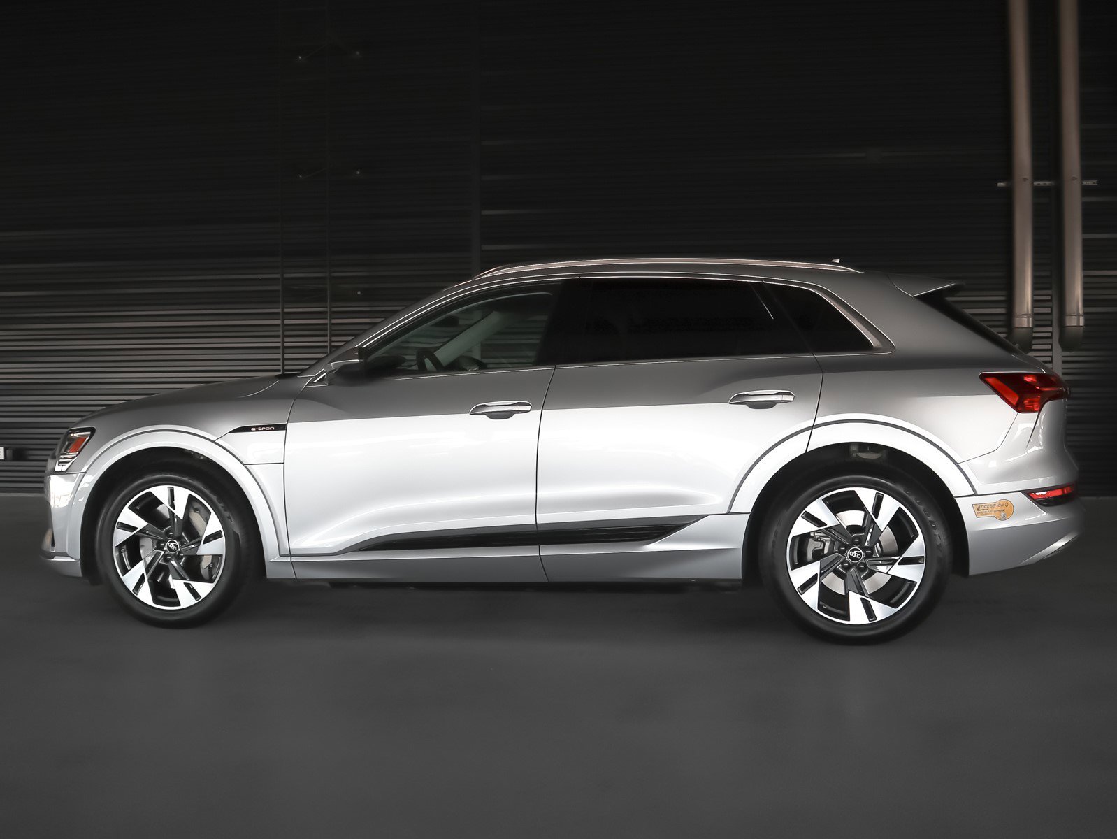 Used 2022 Florett Silver Metallic Audi Premium image 2