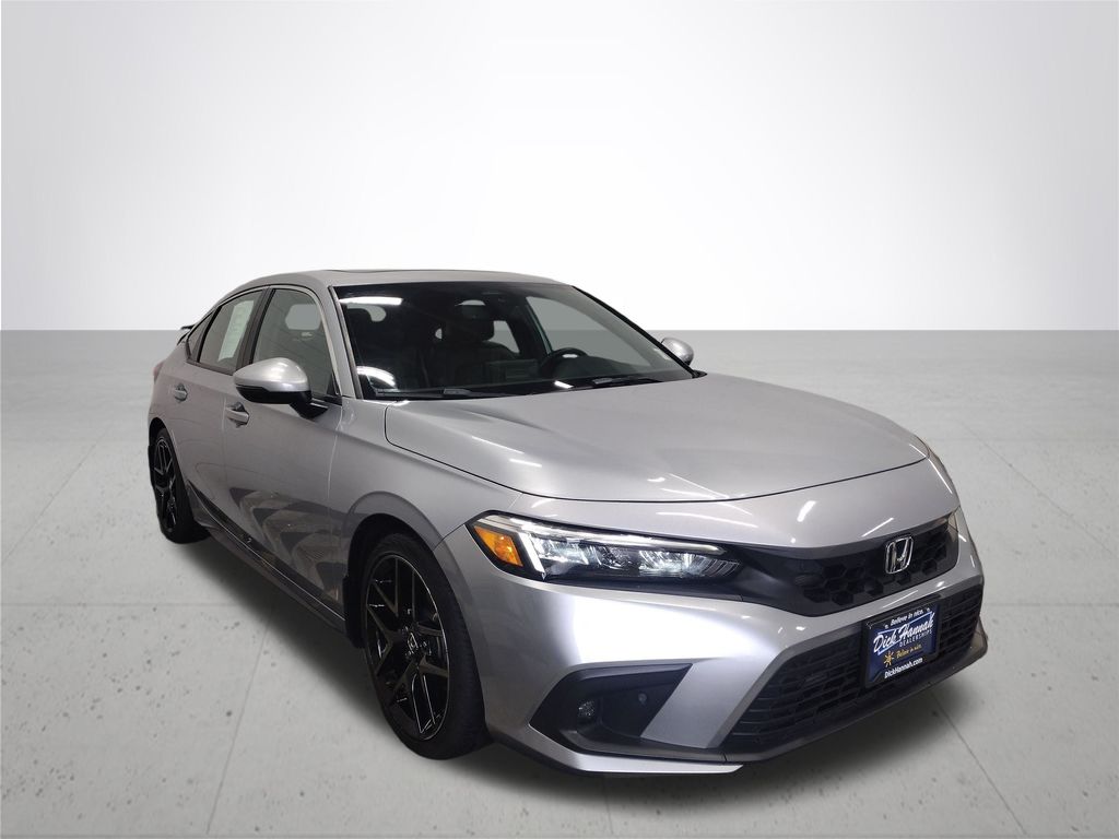 2022 Honda Civic Sport Touring photo 4
