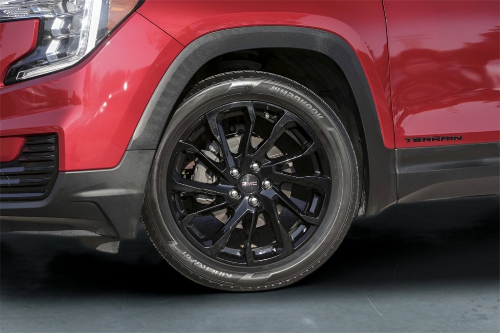 2023 Gmc Terrain SLE photo 3