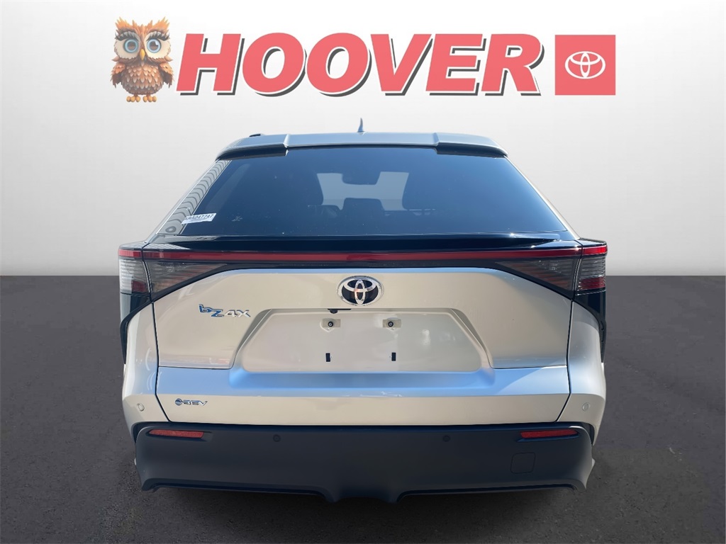 2024 Toyota bZ4X XLE photo 3