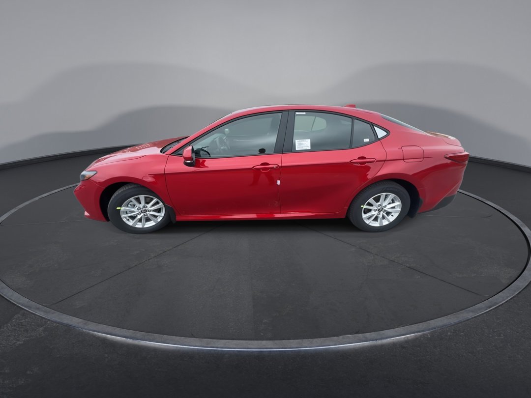 2025 Toyota Camry LE photo 4