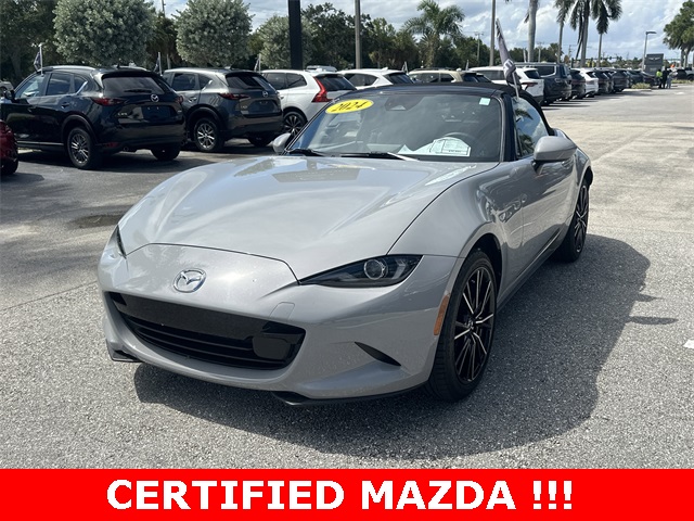 2024 Mazda MX-5 Miata Miata Grand Touring photo 2