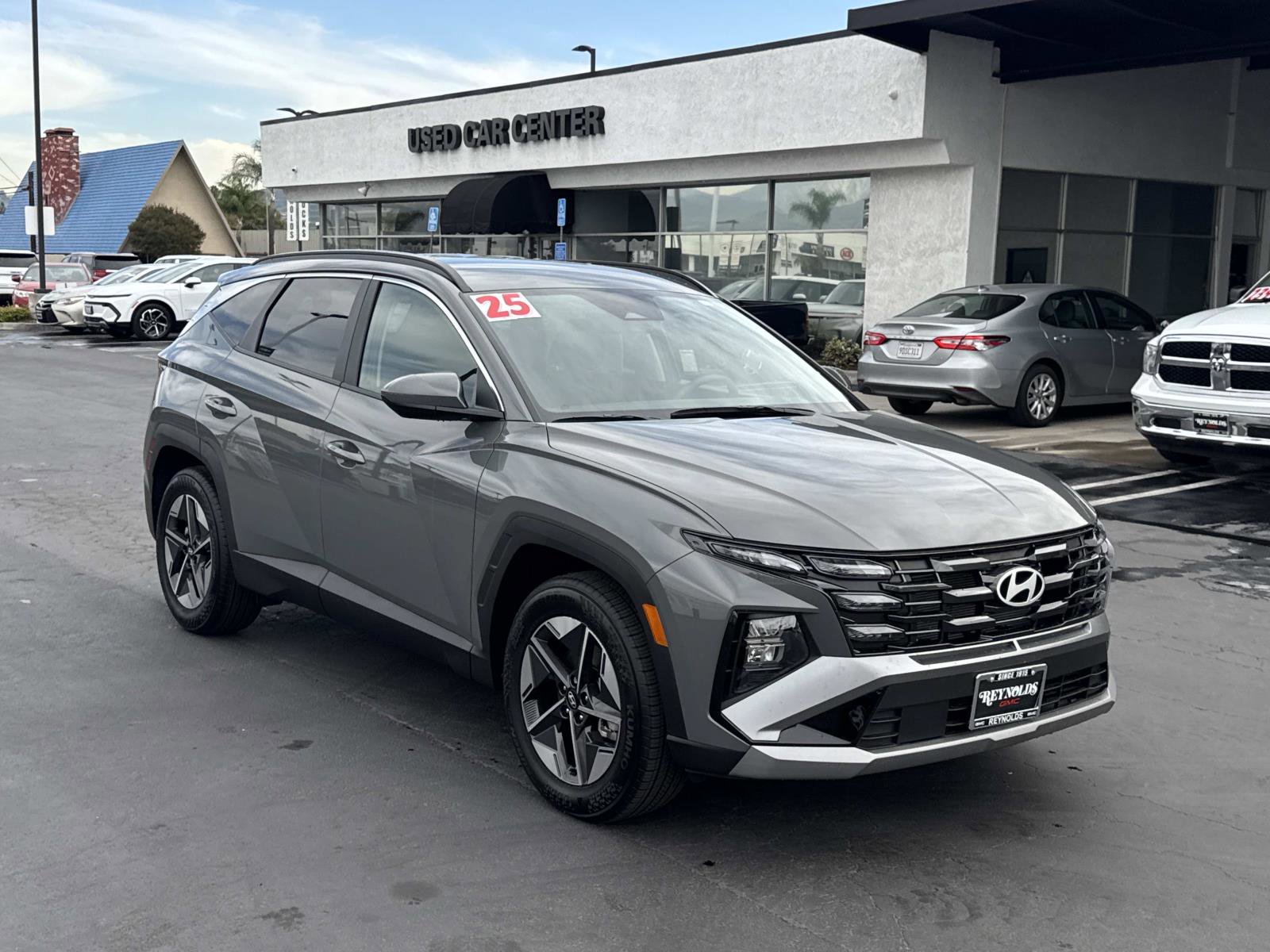 2025 Hyundai Tucson SEL photo 2