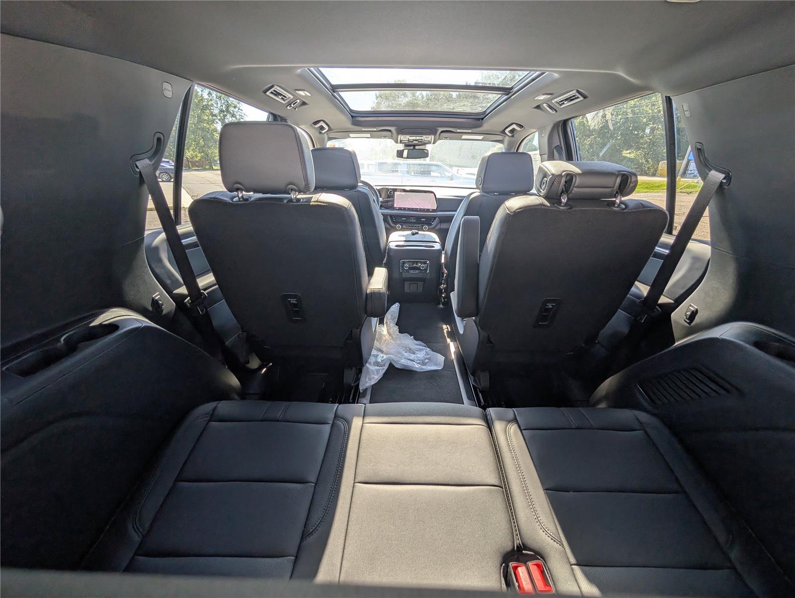 2026 Chevrolet Tahoe RST photo 32