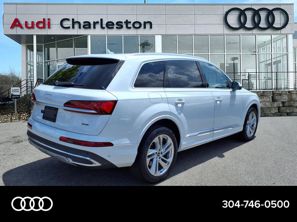 2023 Audi Q7 Prestige photo 2
