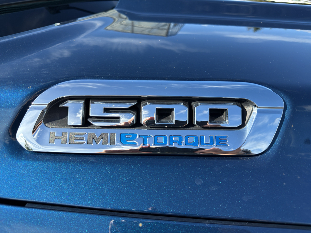 2021 Ram 1500 Laramie photo 17
