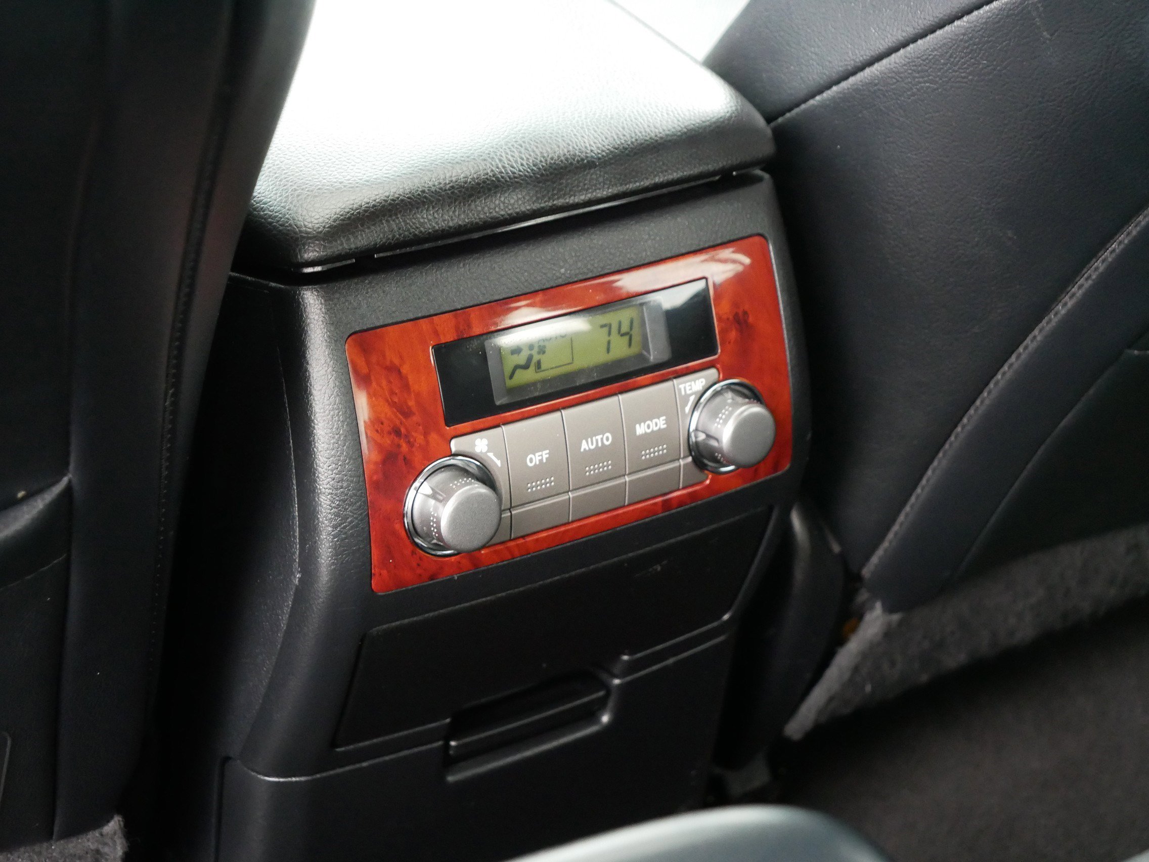 2012 Toyota Highlander Limited photo 30