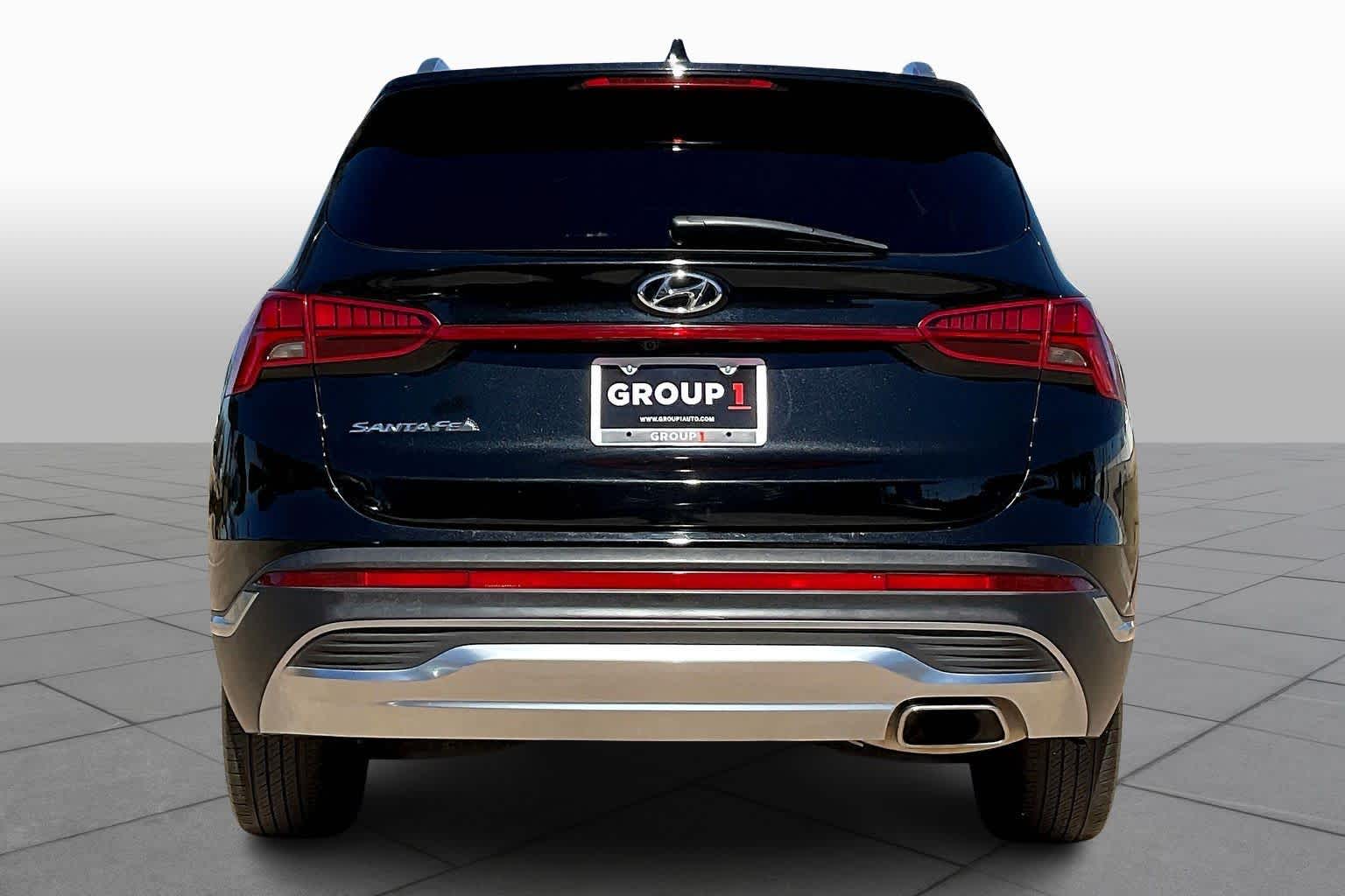 2023 Hyundai Santa Fe SEL Premium photo 3