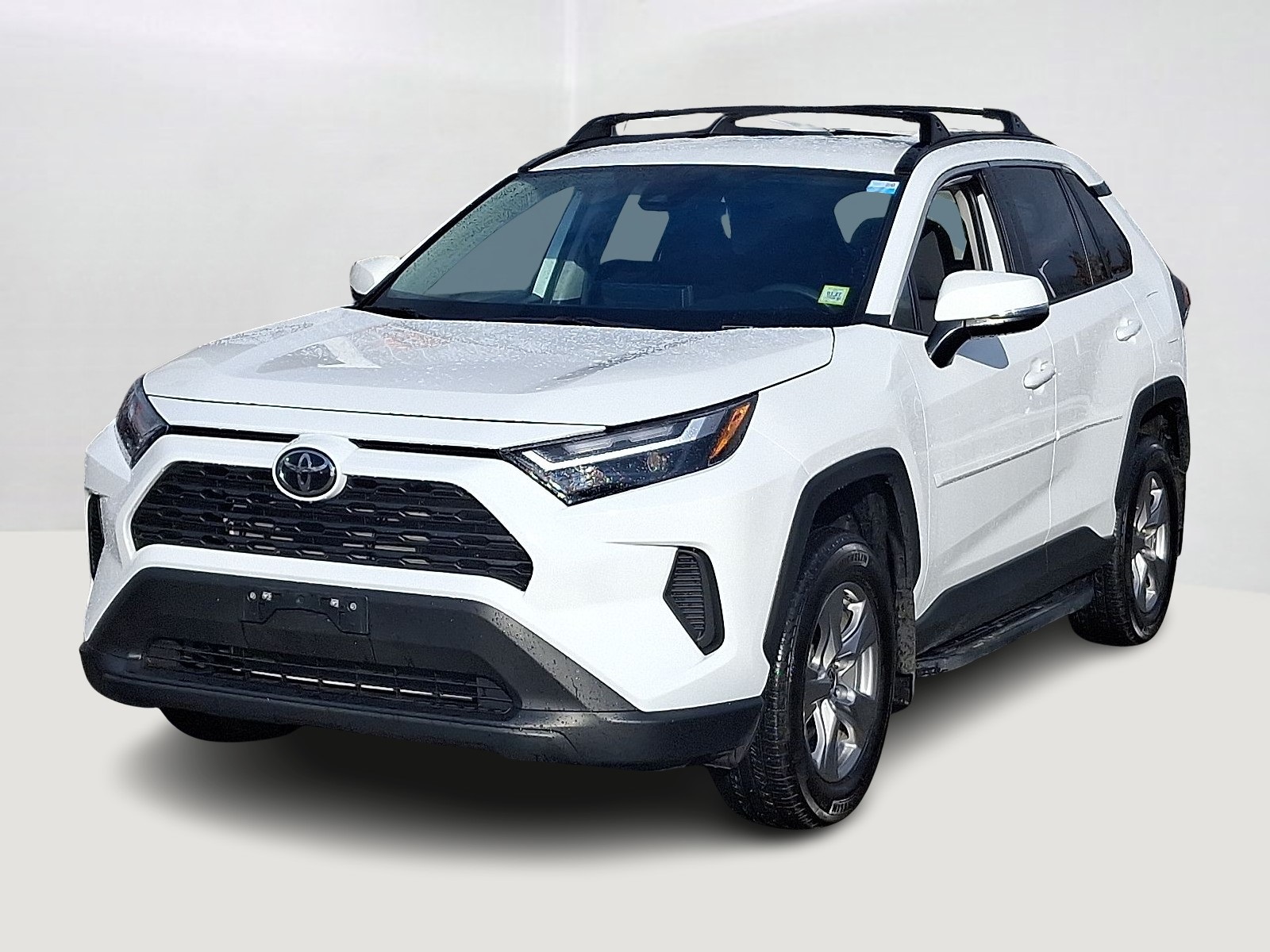 2025 Toyota RAV4 XLE's photo