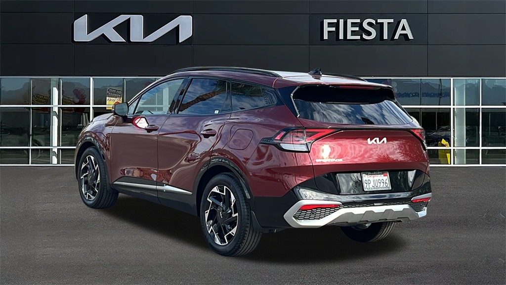 2025 Kia Sportage photo 3