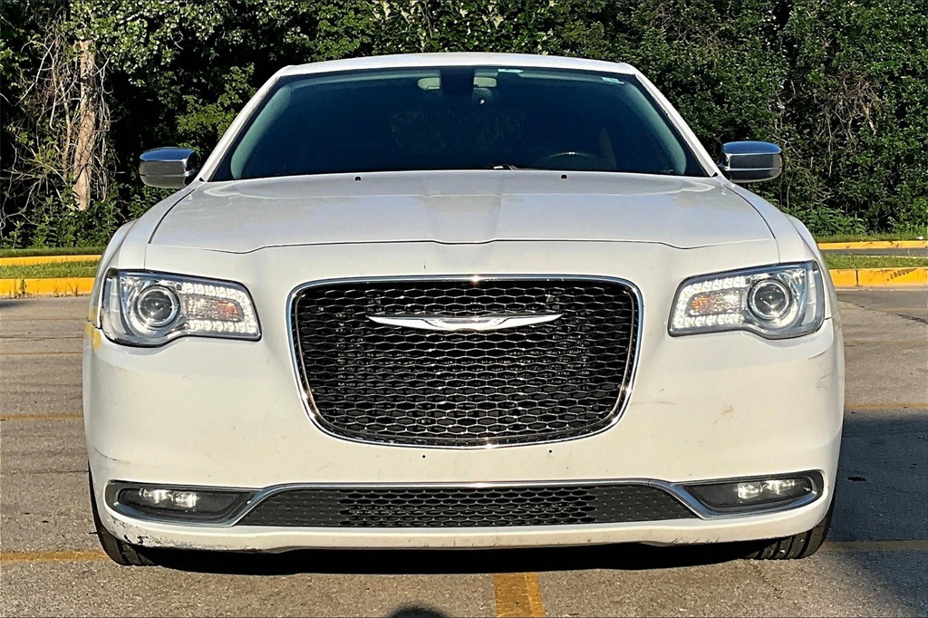 Used 2016 Chrysler 300 C with VIN 2C3CCAEG5GH156366 for sale in Lawrence, KS