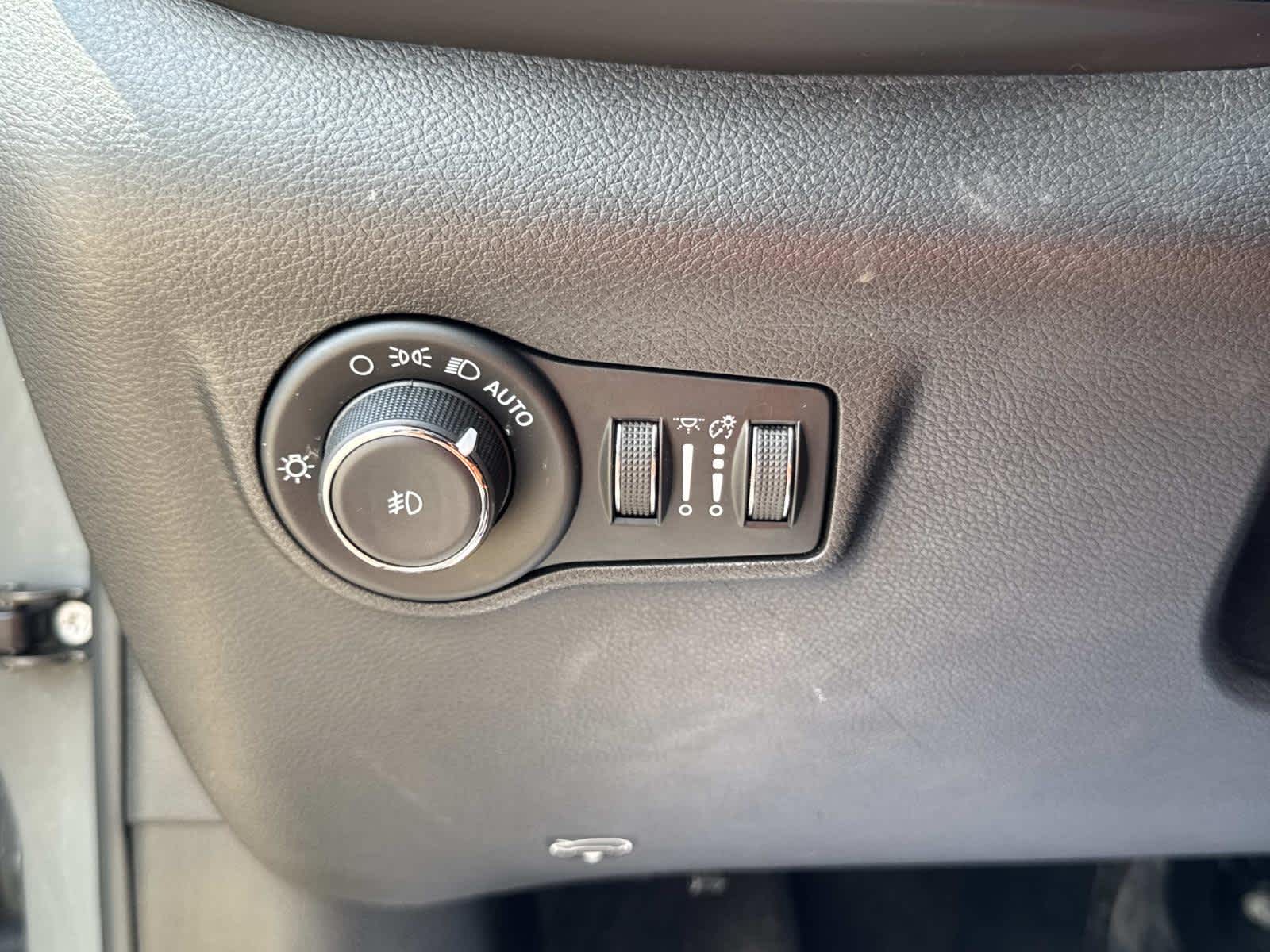 2023 Jeep Compass Trailhawk photo 44