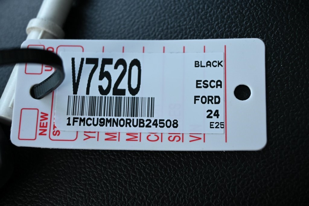 2024 Ford Escape ST-Line photo 39