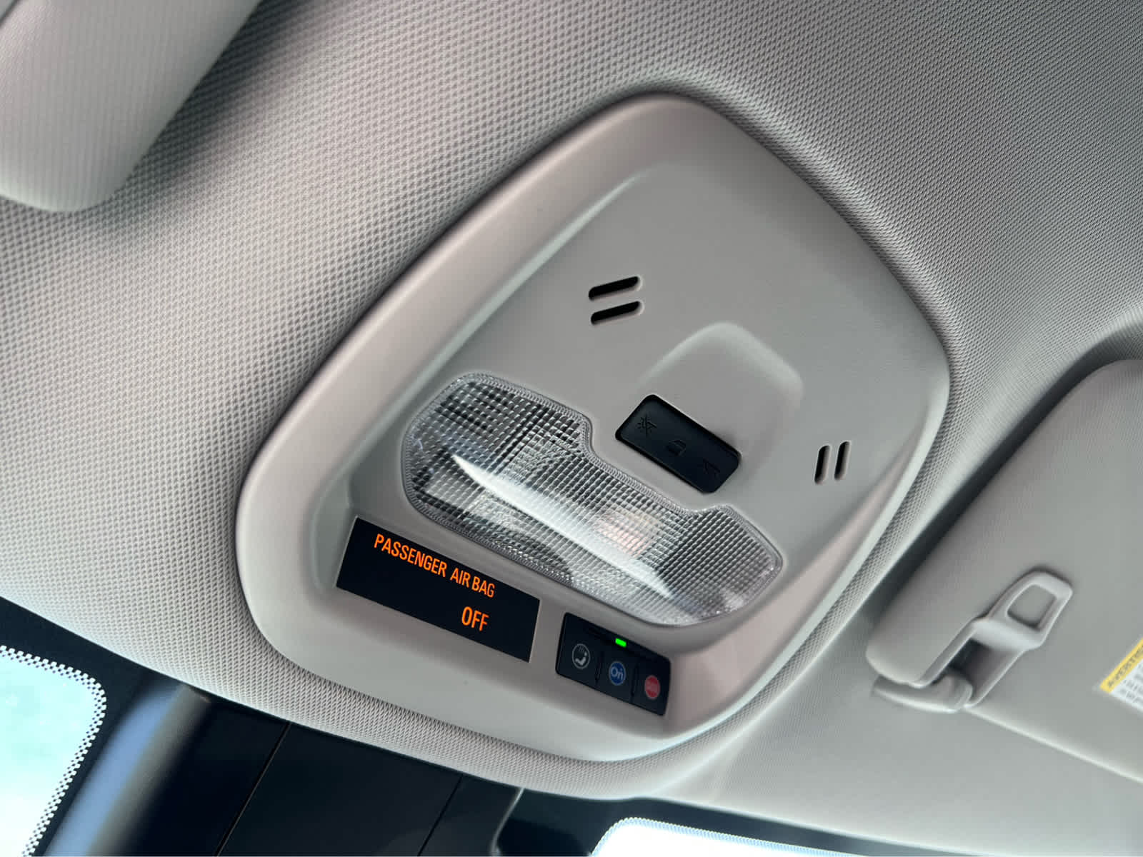 2025 Chevrolet Trax LT photo 23