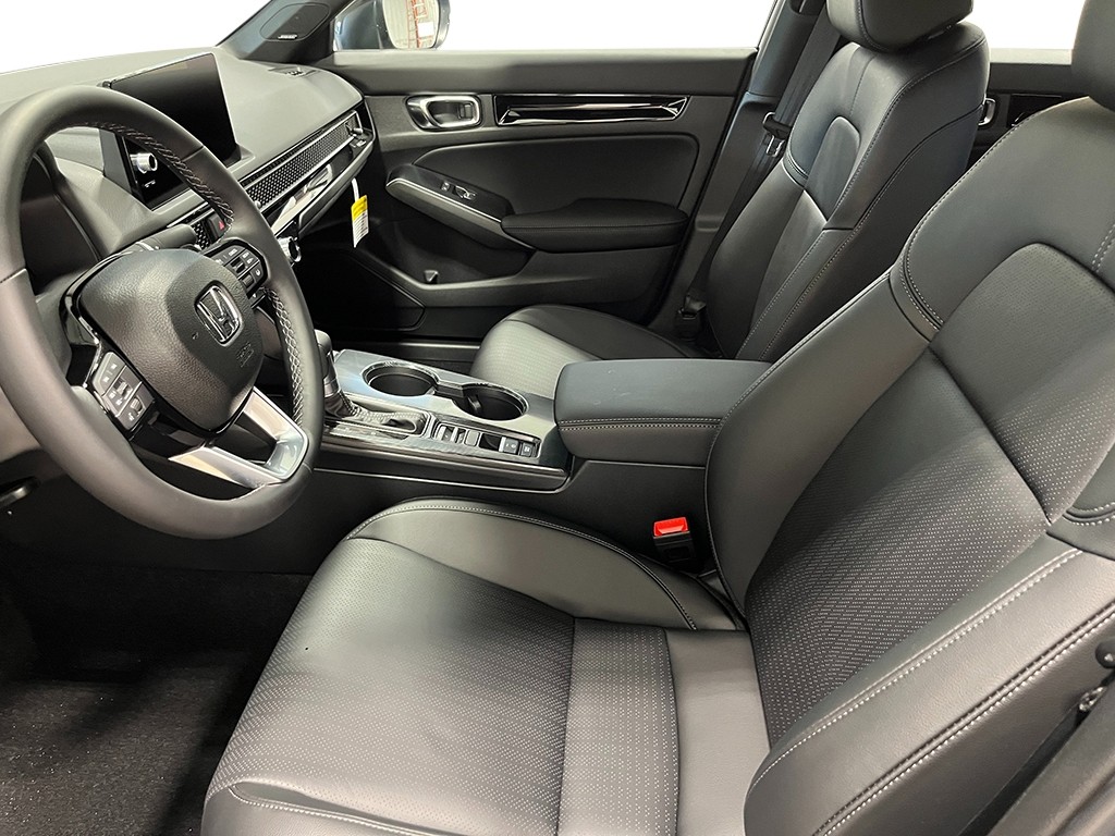 2026 Honda Civic Hybrid Sport Touring photo 13