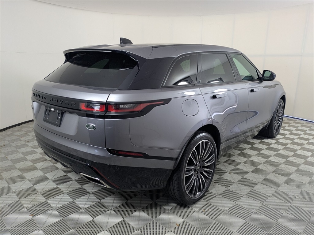 2023 Land Rover Range Rover Velar R-Dynamic S photo 4