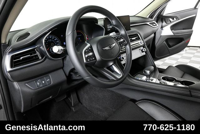 2025 Genesis G70 2.5T photo 12