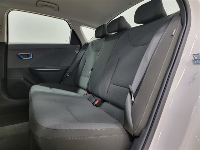 2025 Kia K4 LXS photo 14