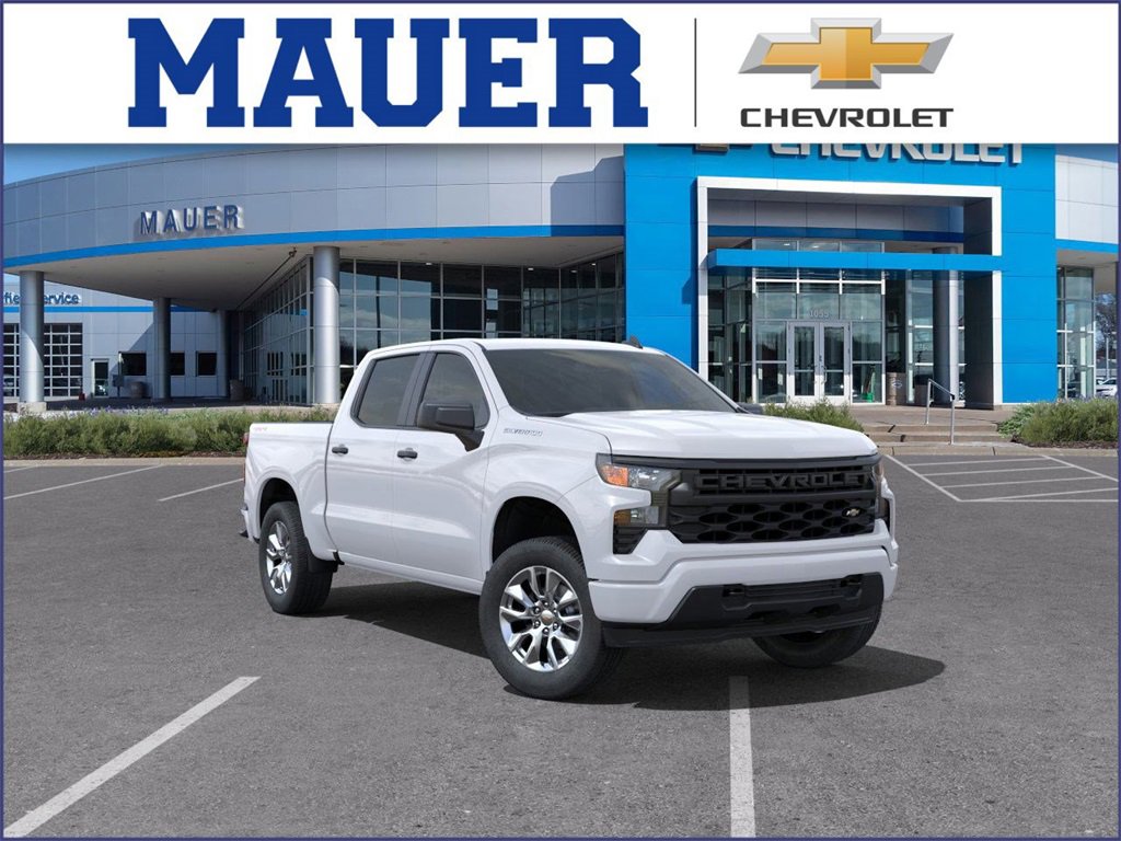 2025 Chevrolet Silverado Custom's photo