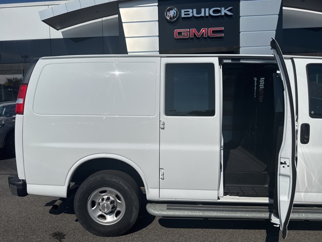 2023 Chevrolet Express 2500 Work Van photo 19