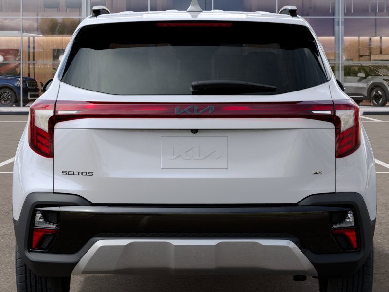 2025 Kia Seltos SX photo 13