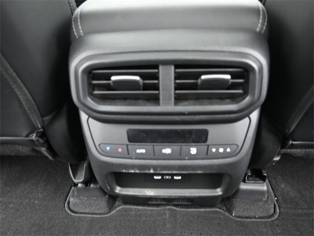 2025 Honda Pilot Touring photo 11