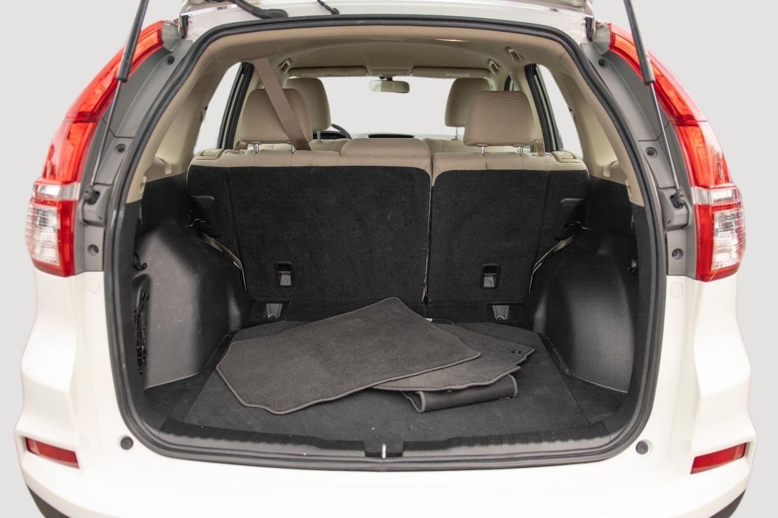 2016 Honda CR-V LX photo 21
