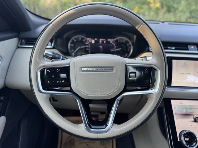 2022 Land Rover Range Rover Velar P250 R-Dynamic S photo 23
